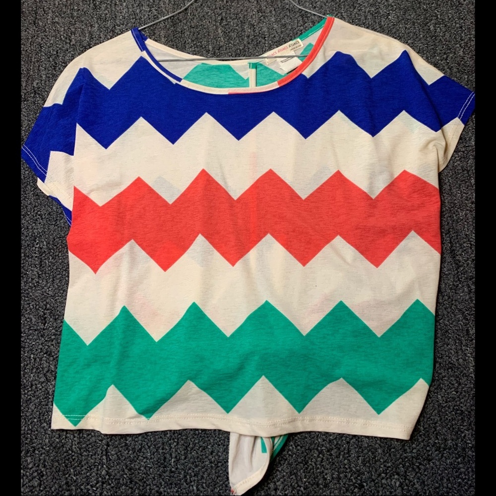 crop top